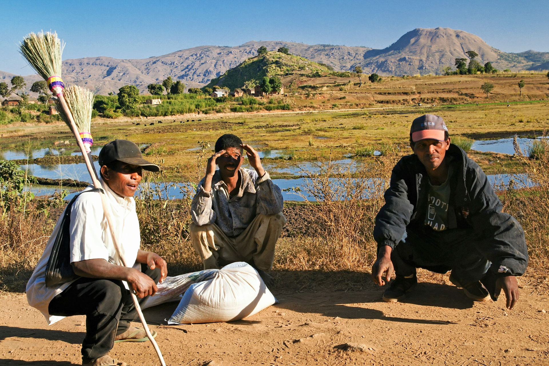 Dorf am Ufer des Itasy-Sees